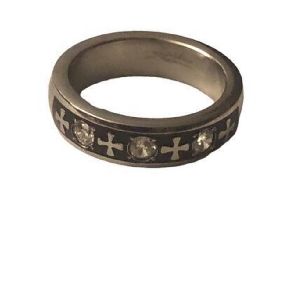 Stainless steel ring with‎ cross and 3 CZs size 9
